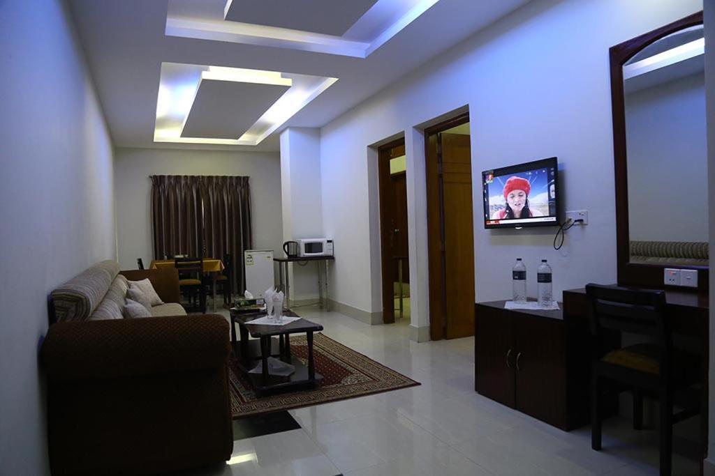 Hotel City Plaza Jessore Exterior photo