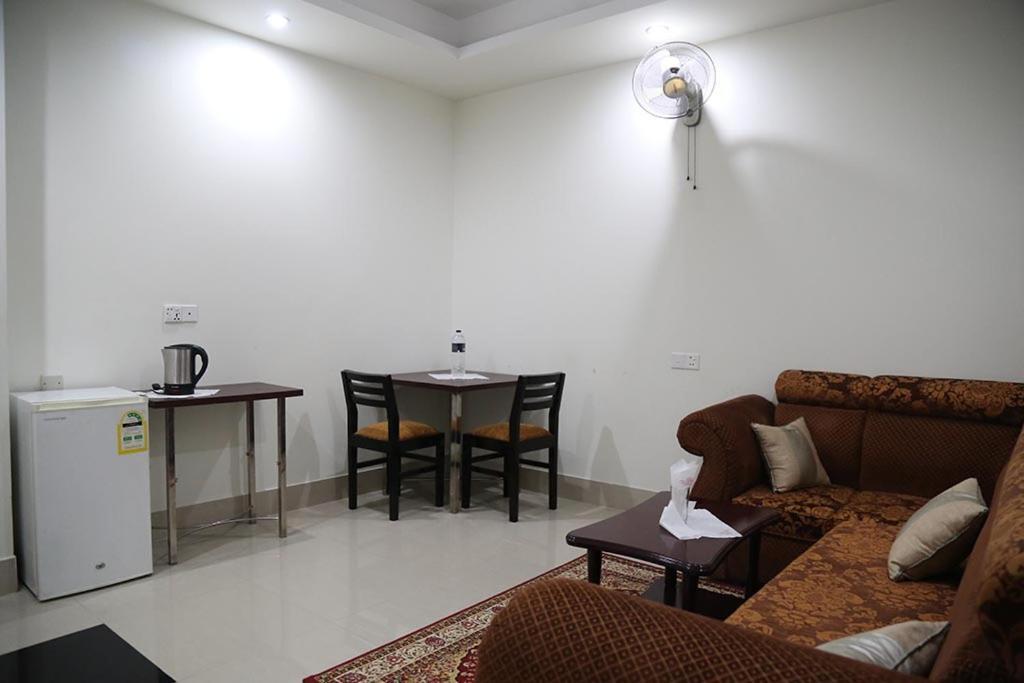 Hotel City Plaza Jessore Exterior photo